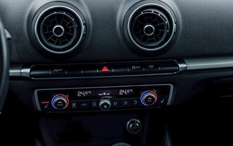 Audi A3, 2018 год, 1 720 000 рублей, 21 фотография