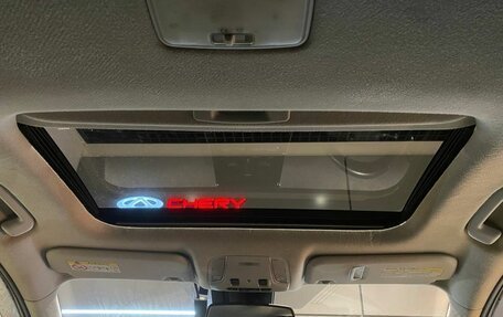 Toyota Prius IV XW50, 2016 год, 1 615 000 рублей, 13 фотография