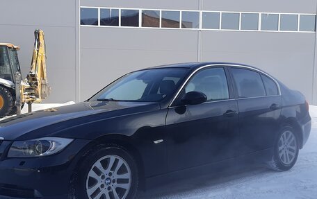 BMW 3 серия, 2006 год, 1 300 000 рублей, 1 фотография