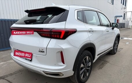 CheryExeed LX, 2023 год, 1 799 000 рублей, 9 фотография