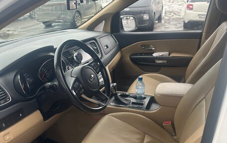 KIA Carnival III, 2020 год, 2 870 000 рублей, 11 фотография