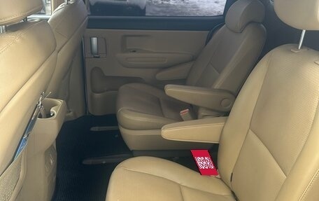 KIA Carnival III, 2020 год, 2 870 000 рублей, 16 фотография