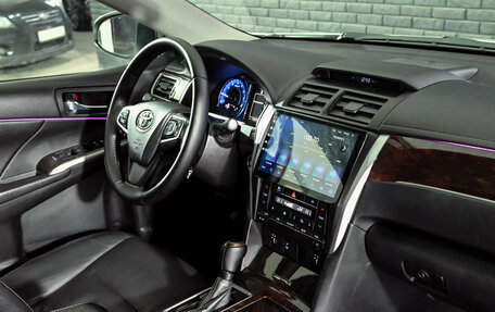 Toyota Camry, 2016 год, 2 550 000 рублей, 15 фотография