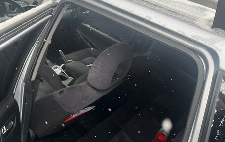 Mitsubishi Outlander III рестайлинг 3, 2005 год, 800 000 рублей, 10 фотография