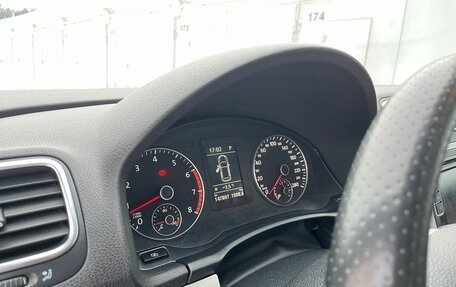 Volkswagen Scirocco III рестайлинг, 2011 год, 1 500 000 рублей, 9 фотография