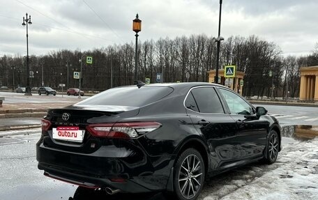 Toyota Camry, 2021 год, 2 990 000 рублей, 2 фотография