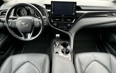 Toyota Camry, 2021 год, 2 990 000 рублей, 18 фотография