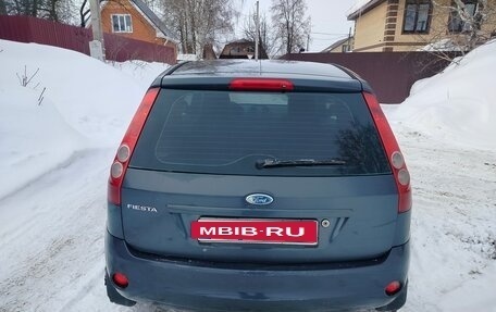 Ford Fiesta, 2007 год, 240 000 рублей, 4 фотография