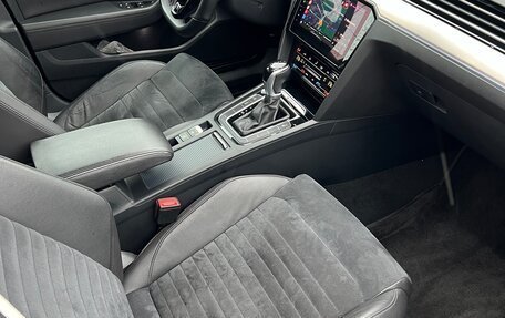 Volkswagen Passat B8 рестайлинг, 2019 год, 2 385 000 рублей, 12 фотография