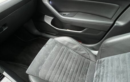 Volkswagen Passat B8 рестайлинг, 2019 год, 2 385 000 рублей, 19 фотография