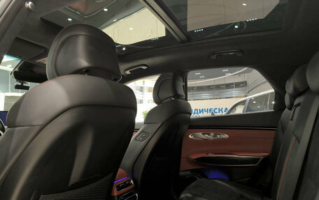 Genesis GV70, 2021 год, 4 250 000 рублей, 15 фотография