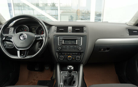 Volkswagen Jetta VI, 2015 год, 1 133 000 рублей, 12 фотография