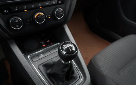 Volkswagen Jetta VI, 2015 год, 1 133 000 рублей, 16 фотография