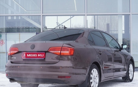 Volkswagen Jetta VI, 2015 год, 1 133 000 рублей, 5 фотография