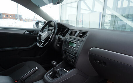 Volkswagen Jetta VI, 2015 год, 1 133 000 рублей, 20 фотография