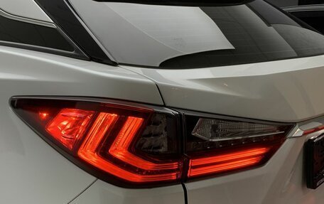 Lexus RX IV рестайлинг, 2019 год, 5 370 000 рублей, 8 фотография