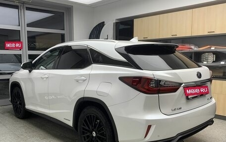 Lexus RX IV рестайлинг, 2019 год, 5 370 000 рублей, 6 фотография