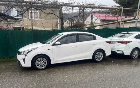 KIA Rio IV, 2021 год, 1 150 000 рублей, 2 фотография