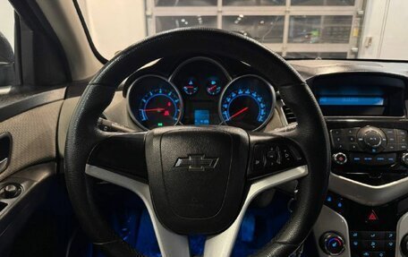 Chevrolet Cruze II, 2011 год, 650 000 рублей, 10 фотография