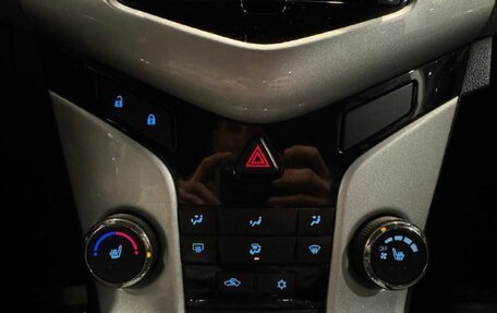 Chevrolet Cruze II, 2011 год, 650 000 рублей, 15 фотография