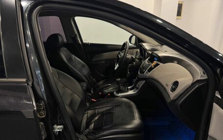 Chevrolet Cruze II, 2011 год, 650 000 рублей, 28 фотография