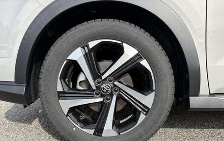 Toyota Raize I, 2022 год, 1 450 000 рублей, 9 фотография