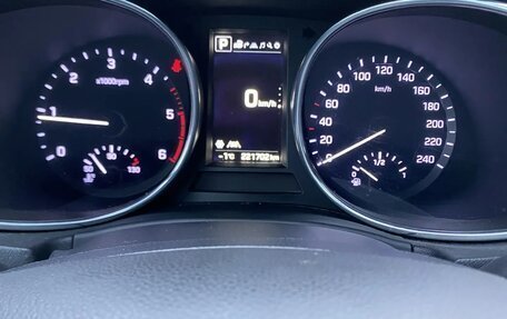 Hyundai Santa Fe III рестайлинг, 2017 год, 2 200 000 рублей, 16 фотография