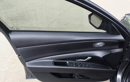 Hyundai Elantra, 2022 год, 2 690 000 рублей, 9 фотография