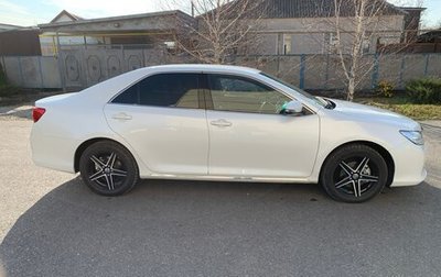 Toyota Camry, 2014 год, 2 300 000 рублей, 1 фотография