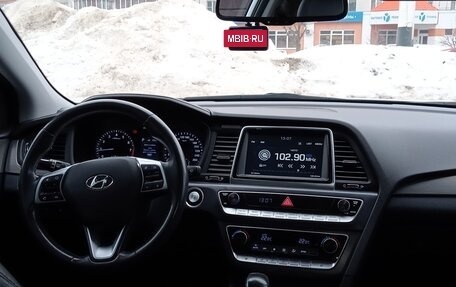 Hyundai Sonata VII, 2019 год, 2 200 000 рублей, 8 фотография