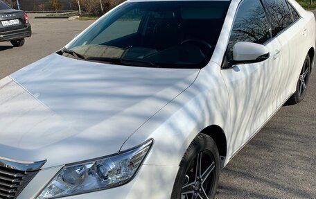 Toyota Camry, 2014 год, 2 300 000 рублей, 2 фотография