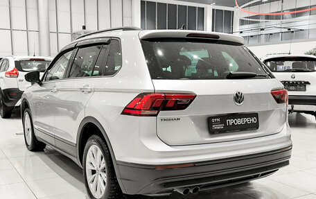 Volkswagen Tiguan II, 2019 год, 2 350 000 рублей, 8 фотография