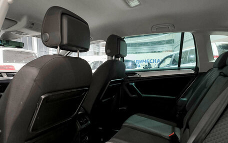 Volkswagen Tiguan II, 2019 год, 2 350 000 рублей, 15 фотография