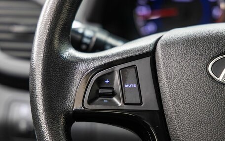 Hyundai Solaris II рестайлинг, 2014 год, 1 078 000 рублей, 17 фотография