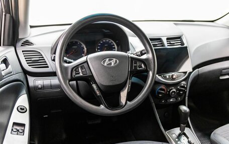 Hyundai Solaris II рестайлинг, 2014 год, 1 078 000 рублей, 13 фотография