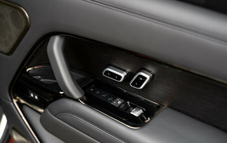 Land Rover Range Rover IV рестайлинг, 2023 год, 26 500 000 рублей, 14 фотография