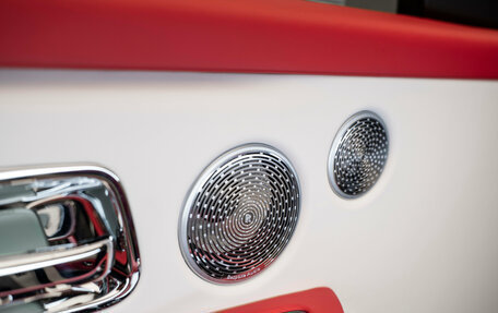 Rolls-Royce Cullinan, 2024 год, 43 500 000 рублей, 11 фотография