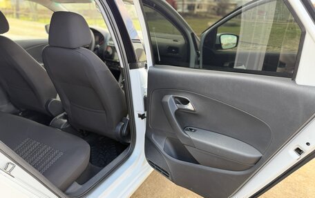 Volkswagen Polo VI (EU Market), 2017 год, 880 000 рублей, 11 фотография