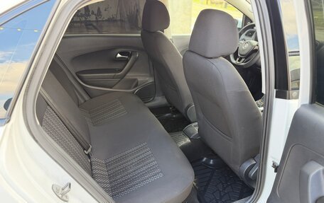 Volkswagen Polo VI (EU Market), 2017 год, 880 000 рублей, 15 фотография