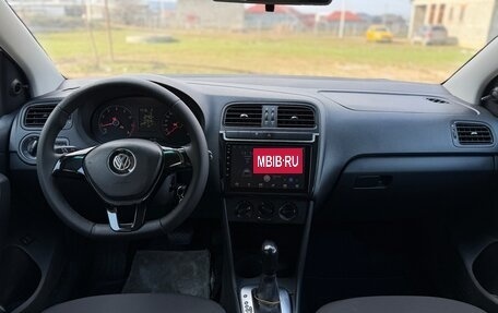 Volkswagen Polo VI (EU Market), 2017 год, 880 000 рублей, 16 фотография