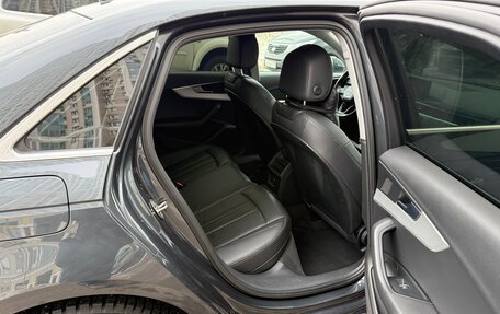 Audi A4, 2017 год, 1 680 000 рублей, 18 фотография