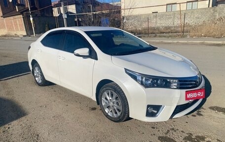Toyota Corolla, 2013 год, 1 100 000 рублей, 4 фотография