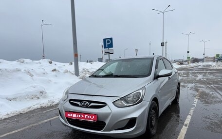 Hyundai Solaris II рестайлинг, 2011 год, 479 999 рублей, 2 фотография