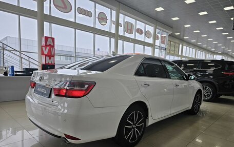 Toyota Camry, 2017 год, 2 589 000 рублей, 10 фотография