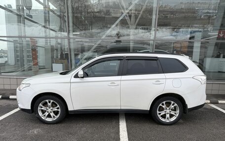 Mitsubishi Outlander III рестайлинг 3, 2013 год, 1 300 000 рублей, 8 фотография