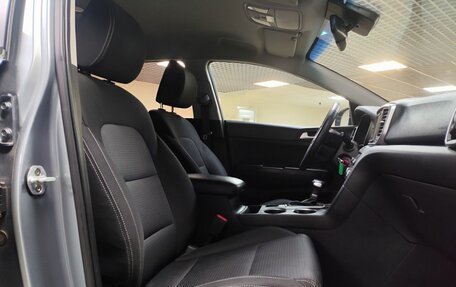 KIA Sportage IV рестайлинг, 2019 год, 2 150 000 рублей, 13 фотография