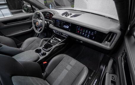 Porsche Cayenne III, 2024 год, 27 500 000 рублей, 29 фотография