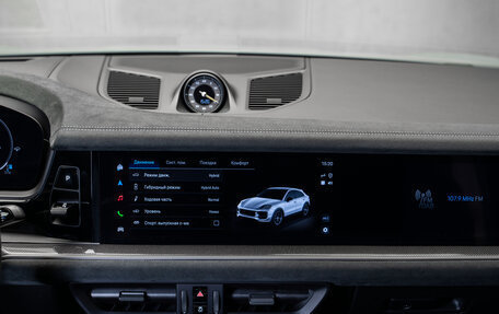 Porsche Cayenne III, 2024 год, 27 500 000 рублей, 24 фотография