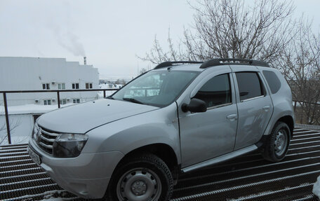Renault Duster I рестайлинг, 2014 год, 920 000 рублей, 3 фотография