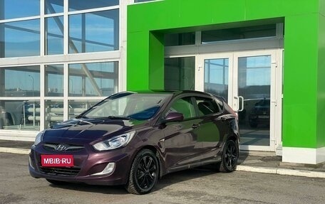 Hyundai Solaris II рестайлинг, 2013 год, 609 000 рублей, 1 фотография